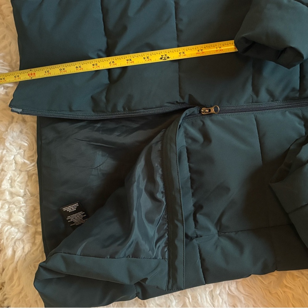 Swiss Tech Hooded Green Quilted Puffer Jacket, Size Small (4-6) - Picture 10 of 17